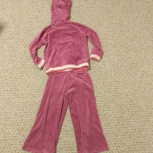 GAP lavender velour girls 4/5 track suit w/pockets - Picture 7 of 13